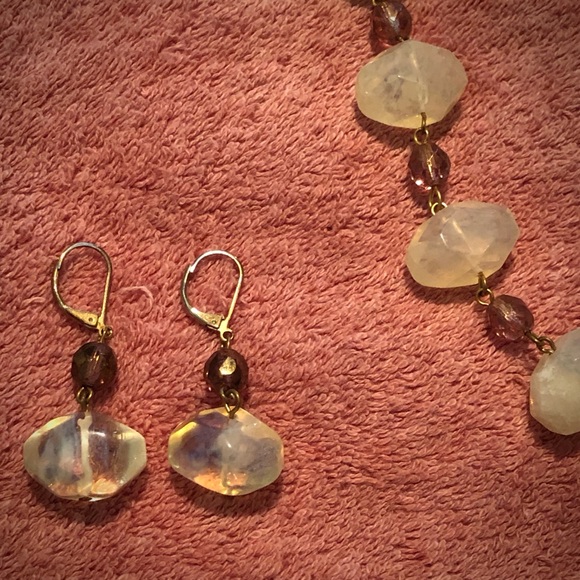 Vintage Frosted Crystal Beaded Iridescent Faux Moonstone Necklace & Earrings - Picture 5 of 5